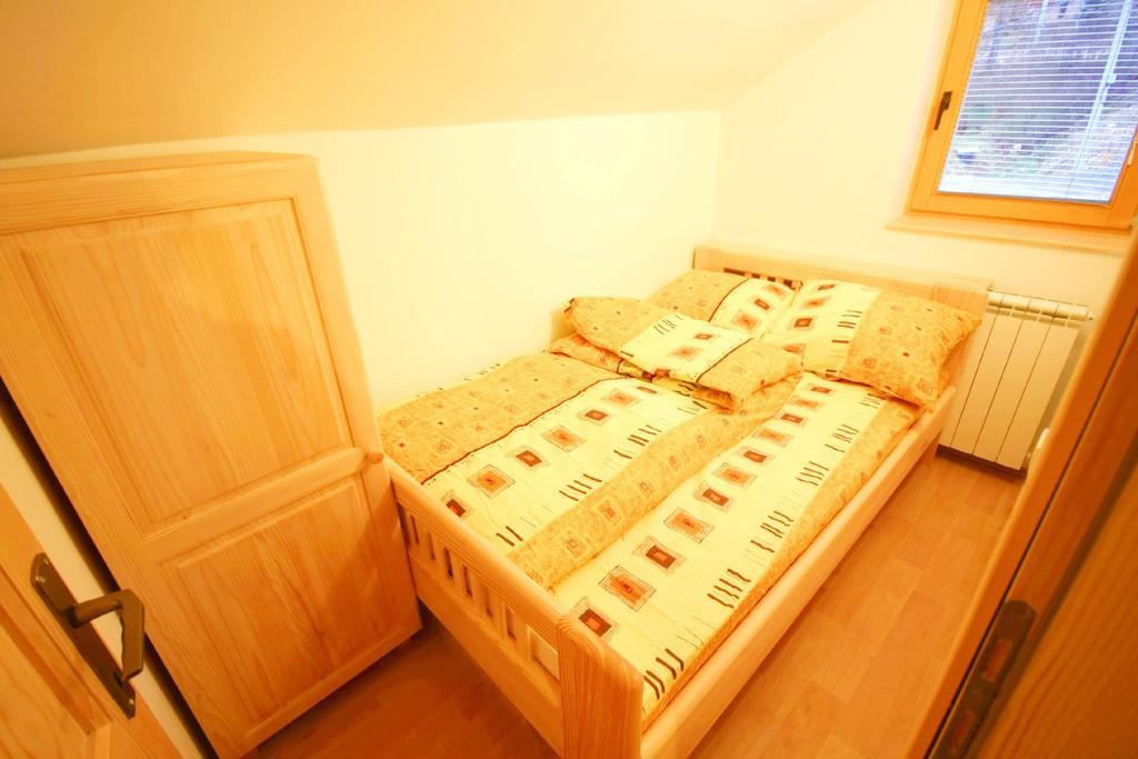 Apartments Prijatelji 자호리나 외부 사진